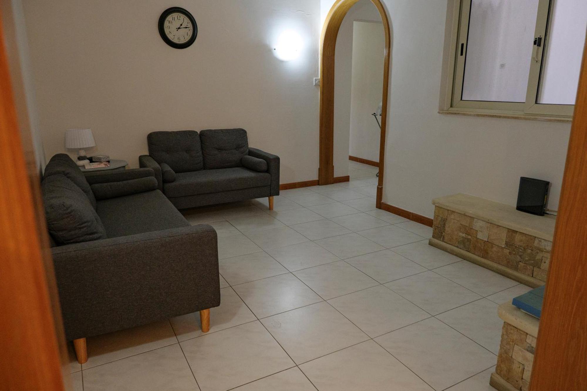 St Julians Balutta Bay Huge Flat! -2Min From Seafront Appartement San Ġiljan Buitenkant foto